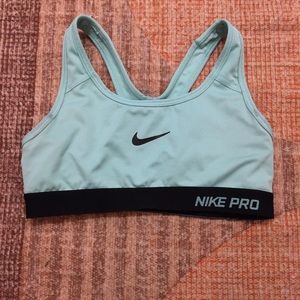 nike sports bra